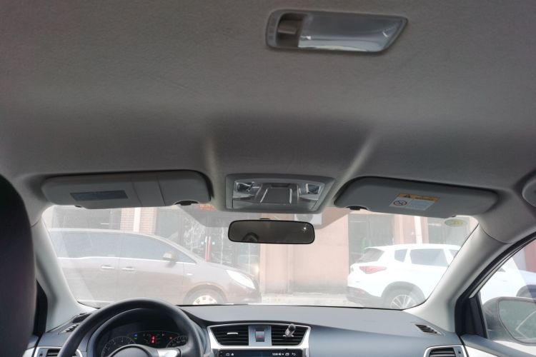 日产 轩逸 2021款 经典 1.6XE CVT舒适版局部细节22