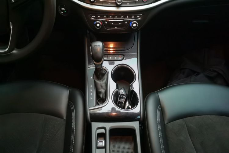 别克 威朗 2019款 三厢 20T 双离合豪华型局部细节18