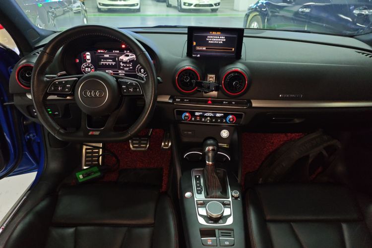 奥迪S3 2019款 S3 2.0T Limousine中控内饰7002