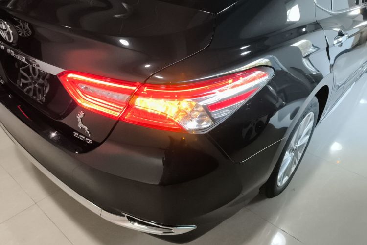 丰田 凯美瑞 2023款 2.0G 豪华版车身外观6006