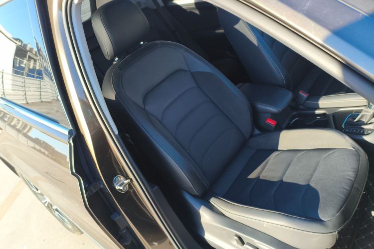 大众 途观L 2019款 改款 330TSI 自动两驱智动豪华版 国VI局部细节41