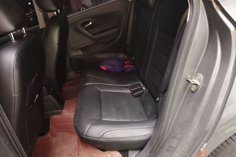 大众 Polo 2014款 1.4L 自动舒适版中控内饰7004