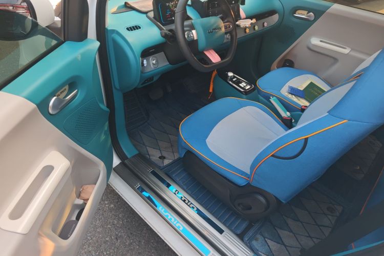 长安Lumin 2022款 301km 蜜甜款中控内饰7003