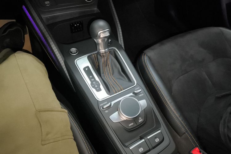 奥迪Q2L e-tron 2022款 Q2L e-tron 纯电智享型局部细节18