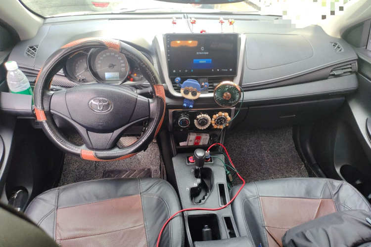 丰田 YARiS L 致炫 2020款 致炫X 1.5L CVT领先版中控内饰7002