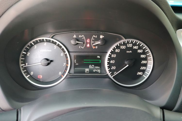 日产 轩逸 2024款 改款 经典 1.6XE CVT舒适版局部细节14