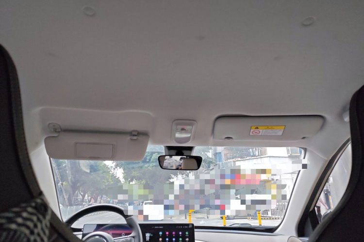 五菱汽车 五菱缤果 2023款 333km 灵犀互联款中控内饰22