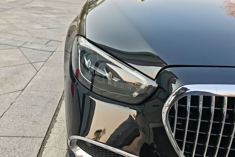 奔驰E级 2021款 E 300 L 时尚型车身外观8