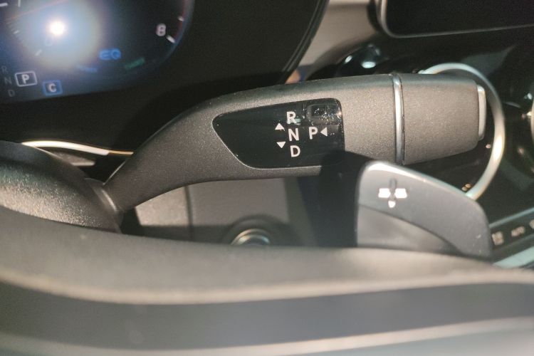 奔驰C级 2021款 C 260 星耀臻藏版中控内饰18