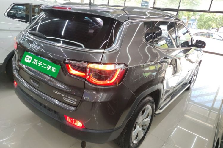 Jeep 指南者 2017款 200T 自动家享版车身外观7