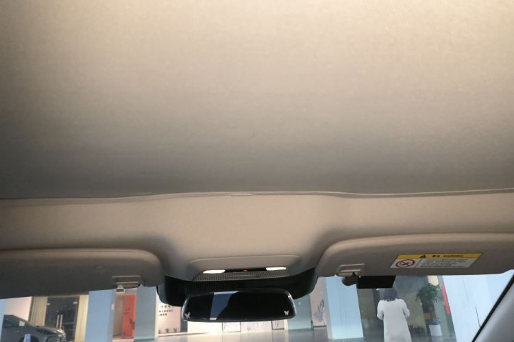 小鹏P7 2022款 480E中控内饰22