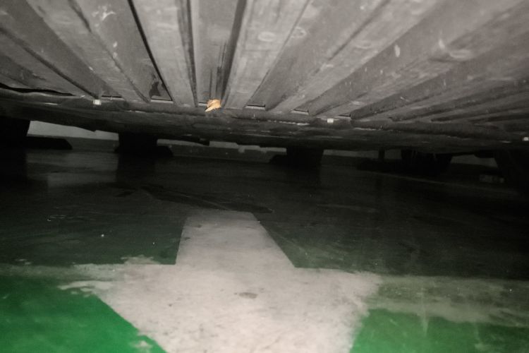 奔驰C级 2023款 C 260 L 运动版局部细节9007