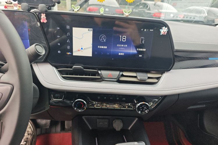 雪佛兰 科鲁泽 2024款 1.5L 双离合悦享版中控内饰16