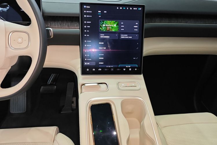 蔚来ES6 2024款 75kWh中控内饰16