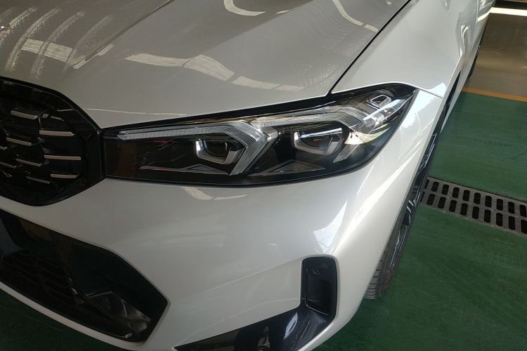 宝马3系 2023款 325i M运动套装局部细节36