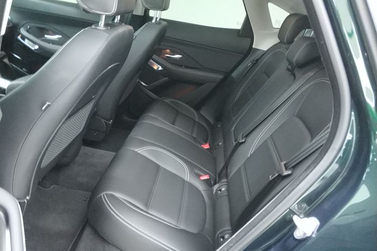 捷豹E-PACE 2024款 耀黑运动版 R-DYNAMIC SE BLACK中控内饰7004