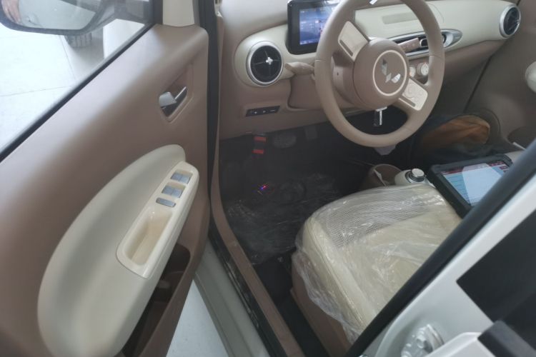 五菱汽车 宏光MINIEV 2025款 四门版 进阶款中控内饰20