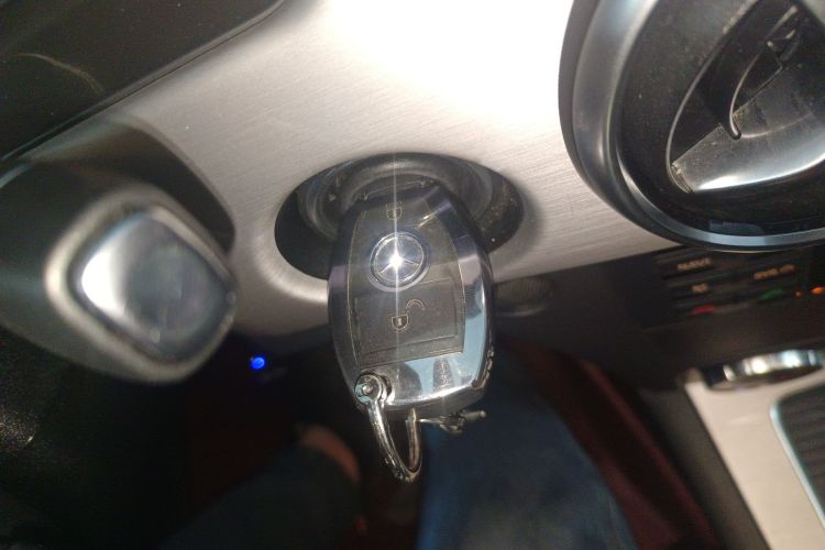 奔驰GLK级 2014款 GLK 200 标准型中控内饰11