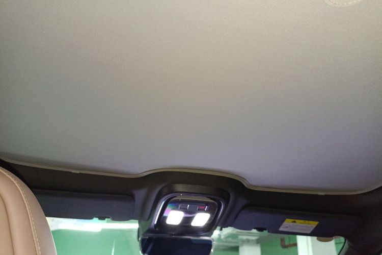 深蓝汽车 深蓝SL03 2022款 1.5L 1200增程版局部细节22