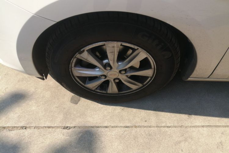 雪佛兰 2015款 赛欧3 1.3L AMT理想版车身外观6007