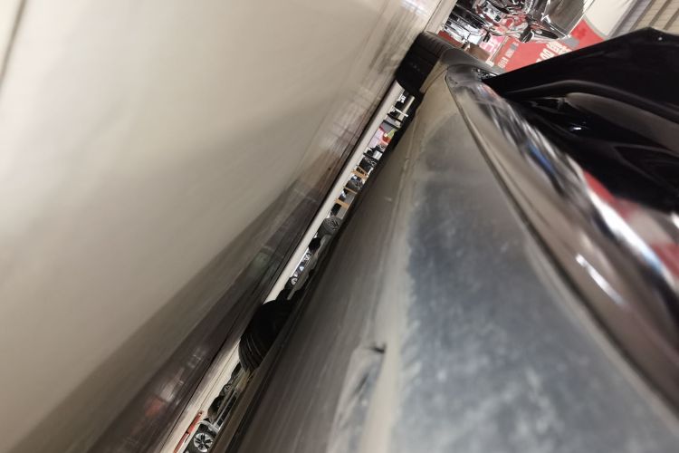 特斯拉 Model 3 2022款 后轮驱动版局部细节9002