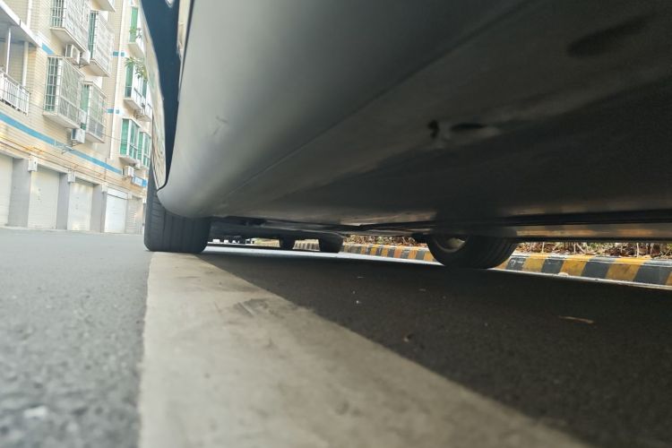 特斯拉 Model Y 2021款 标准续航后驱版局部细节9003