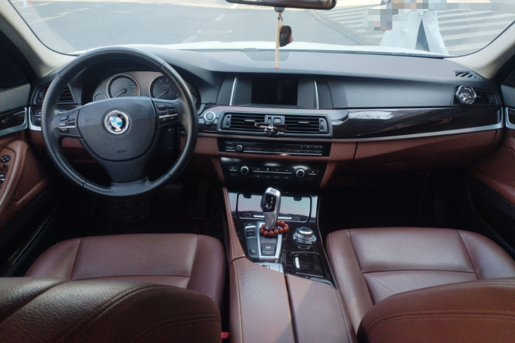 宝马5系 2013款 525Li 领先型中控内饰7002