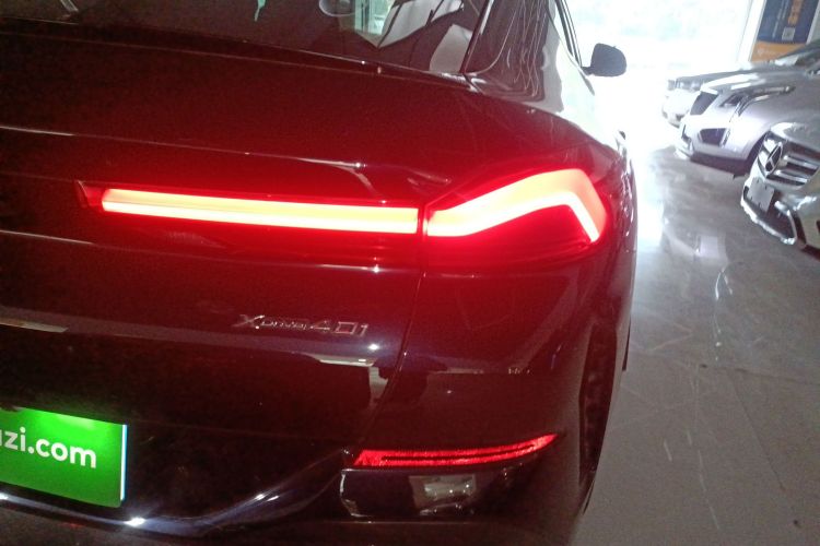 宝马X6 2022款 改款 xDrive30i M运动套装车身外观9