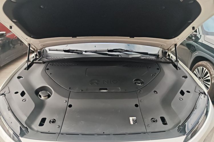 蔚来ES8 2024款 75kWh机舱底盘24