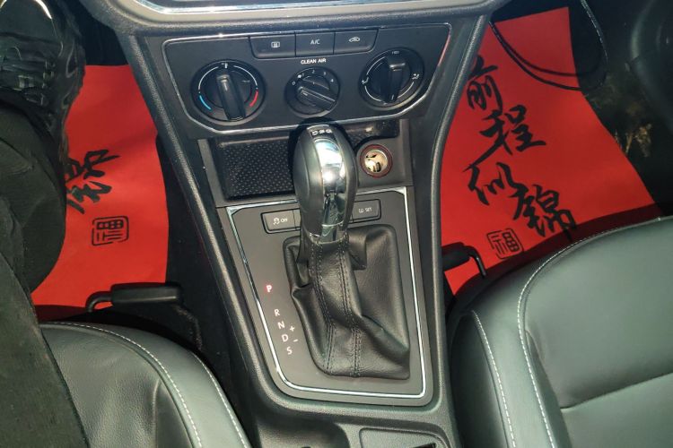 大众 朗逸 2015款 230TSI DSG舒适版局部细节18