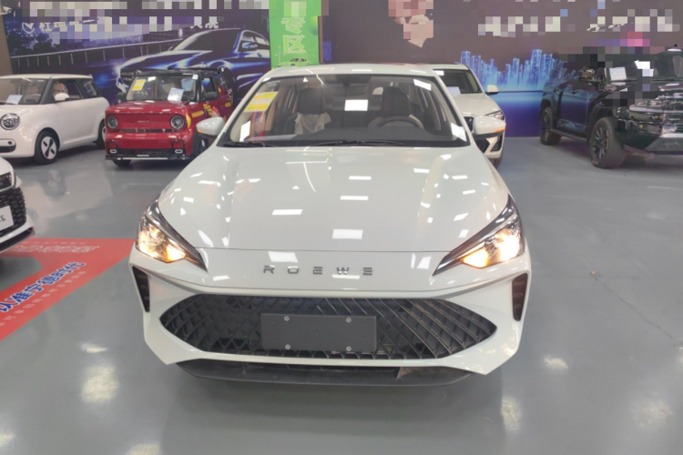 荣威i5 2026款 1.5L CVT豪华版车身外观2