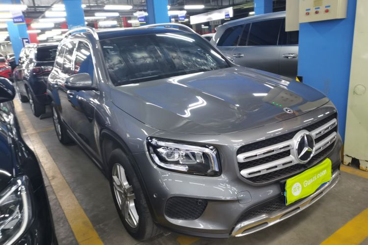 奔驰GLB 2021款 GLB 200 动感型车身外观6002