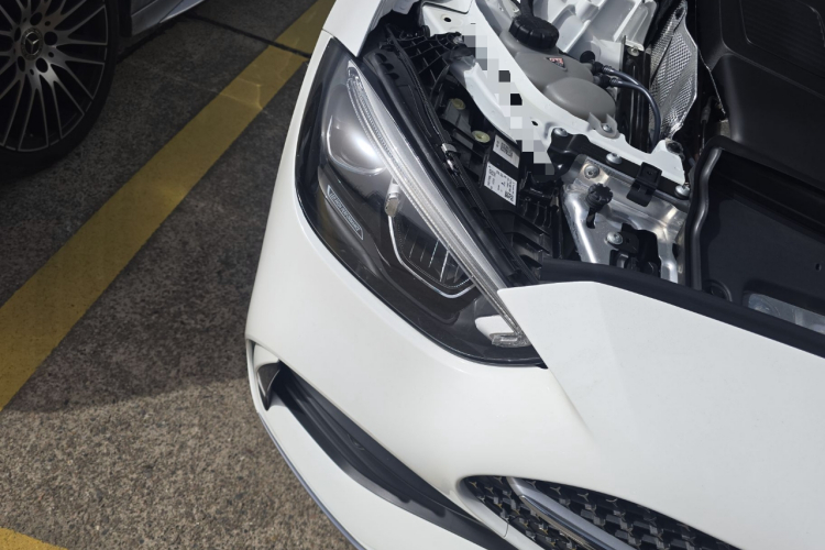 奔驰C级 2024款 改款 C 200 L 运动版车身外观8