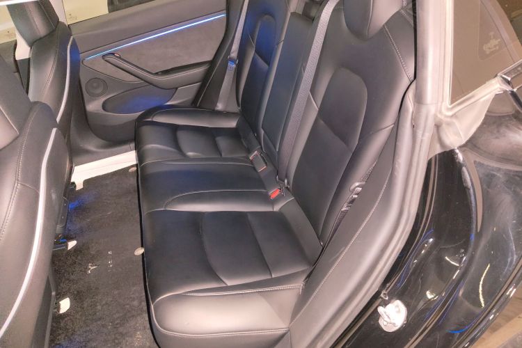 特斯拉 Model 3 2022款 后轮驱动版中控内饰7004