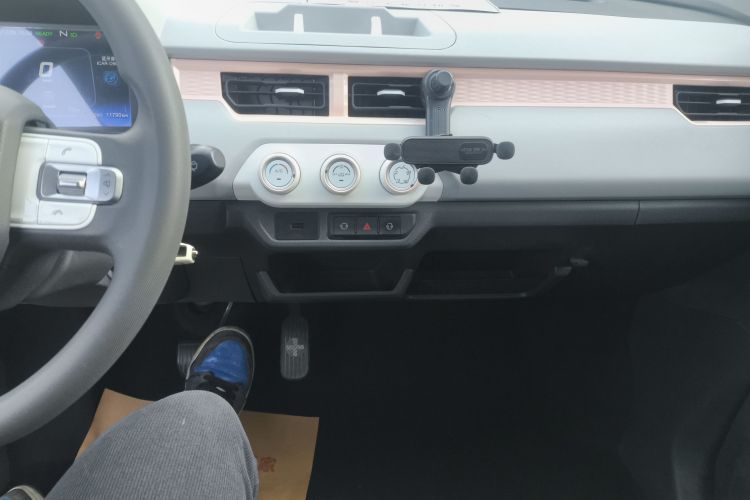 奇瑞 QQ冰淇淋 2022款 170km 圣代 磷酸铁锂局部细节16