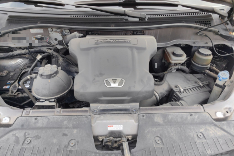 华颂7 2017款 2.0T 自动精英型局部细节24