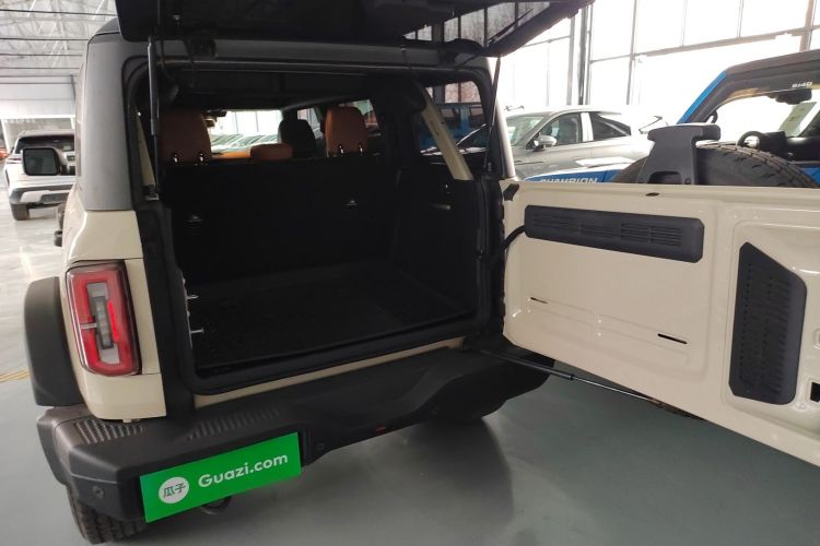 福特烈马 2024款 2.3T 长滩机舱底盘23