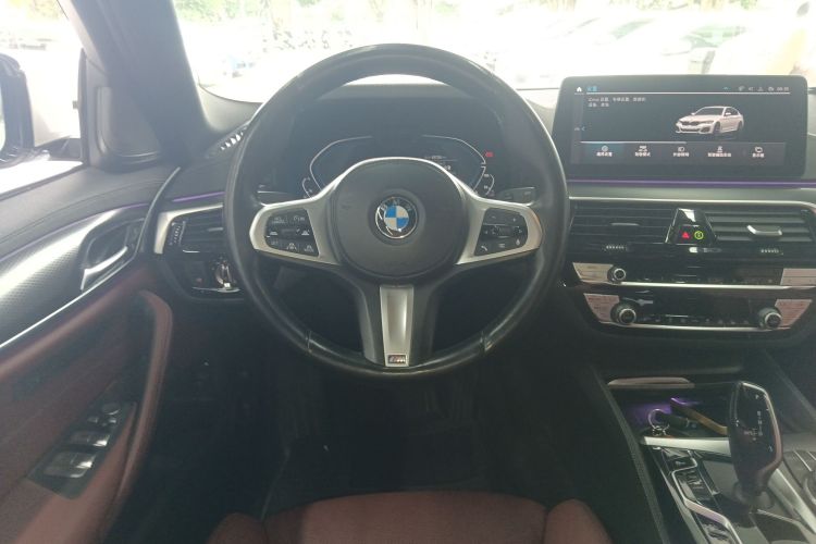 宝马5系新能源 2021款 535Le 先锋版M运动套装局部细节13