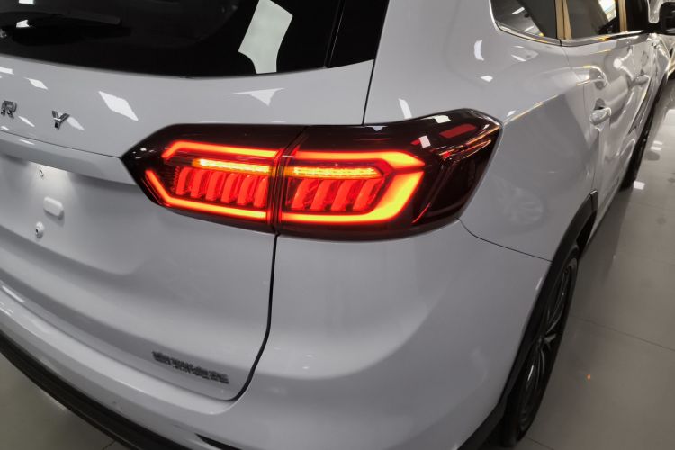 奇瑞 瑞虎8 PLUS 2021款 290TGDI DCT豪享版车身外观6006