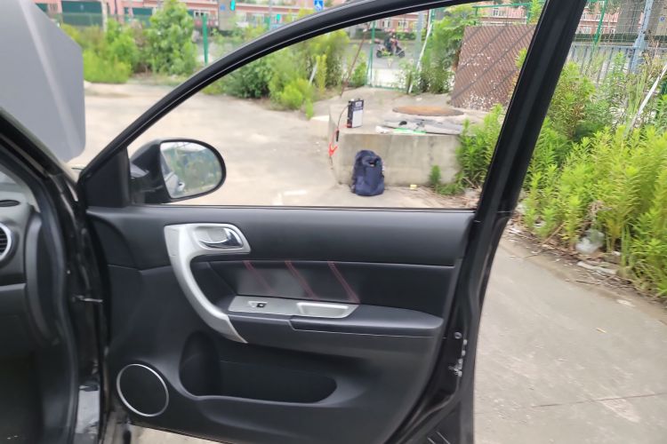 哈弗H6 2015款 升级版 1.5T 手动两驱都市型中控内饰42