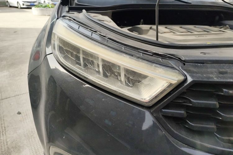 福特 2020款 领界S EcoBoost 145 CVT铂领型车身外观8