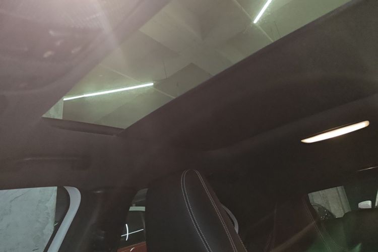 奔驰A级(进口) 2018款 A 200 动感型中控内饰22