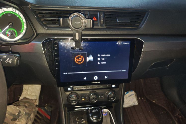 斯柯达 速派 2018款 TSI280 DSG舒适版 国V中控内饰16