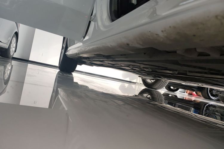 奔驰A级 2021款 A 200 L 运动轿车时尚型局部细节9001