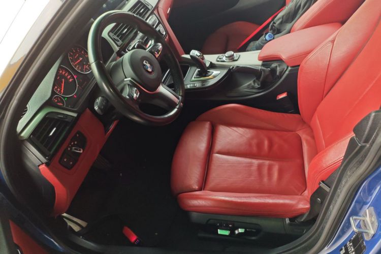 宝马4系 2016款 420i Gran Coupe M运动型中控内饰19