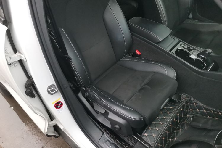 沃尔沃XC40 2021款 T4 四驱智远运动版局部细节41