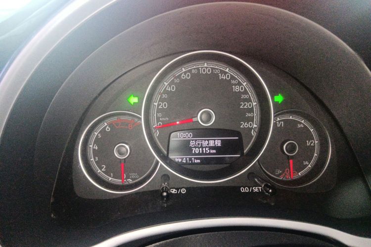 大众 甲壳虫 2017款 180TSI 宜乐版中控内饰14