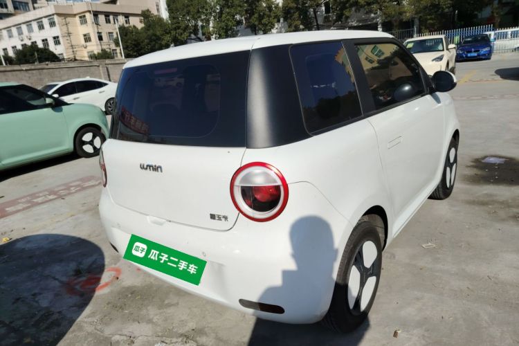 长安启源 长安Lumin 2022款 210km 香甜款车身外观7