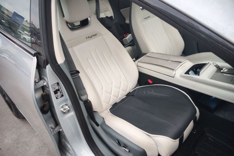 昊铂GT 2023款 710后驱超充版局部细节41