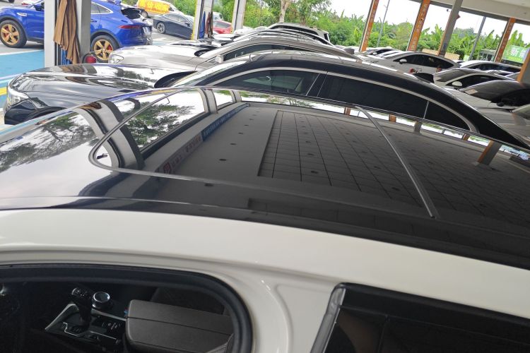 宝马5系 2021款 530Li 尊享型 M运动套装局部细节57